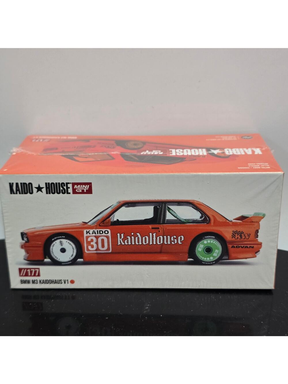 BMW M3 E30 Kaidohaus V1 Orange #30 Jun Imai Kaido House x Mini GT #177 1:64
